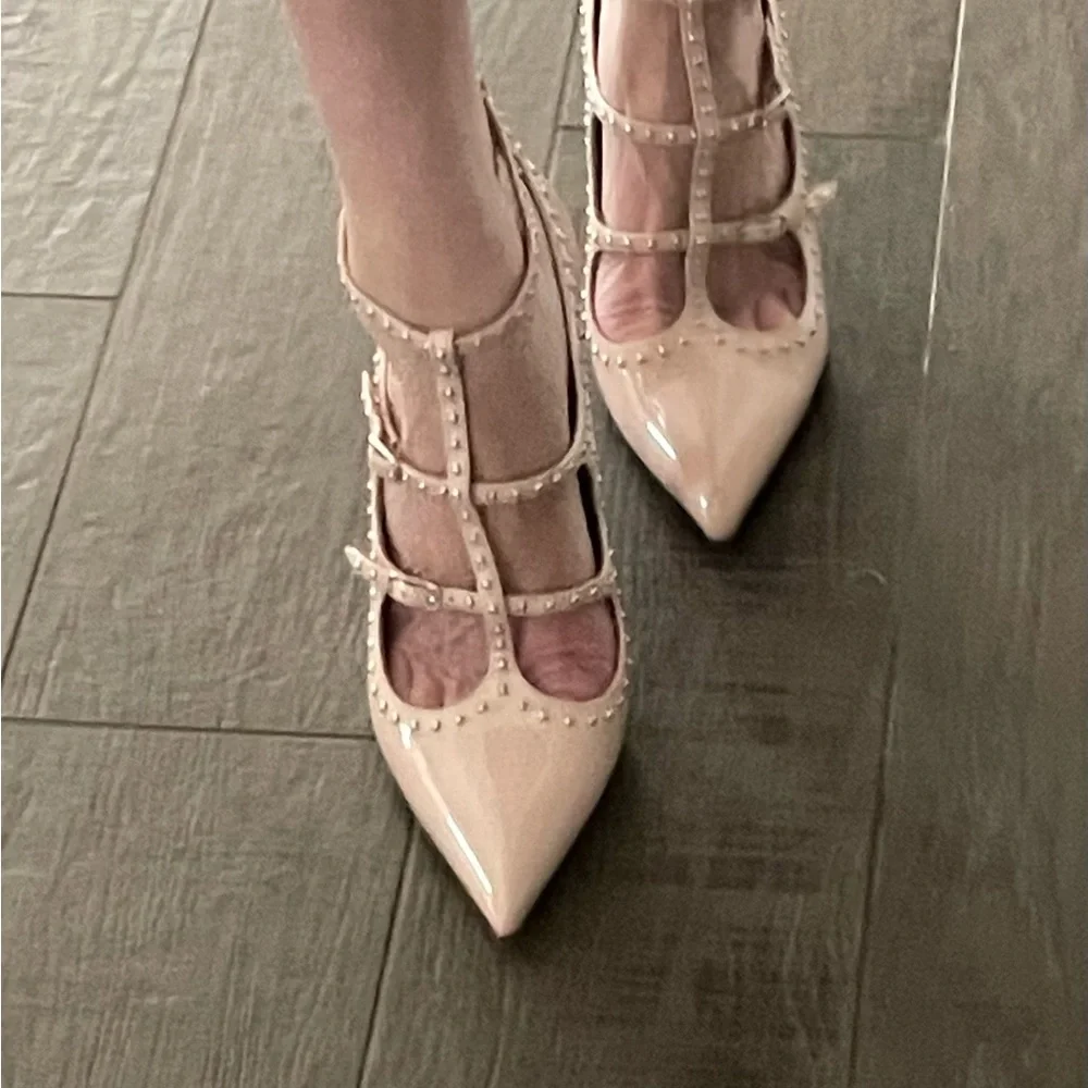 Givenchy Nude Pink Patent-Leather Heels Excellent Condition - Picture 2 of 12